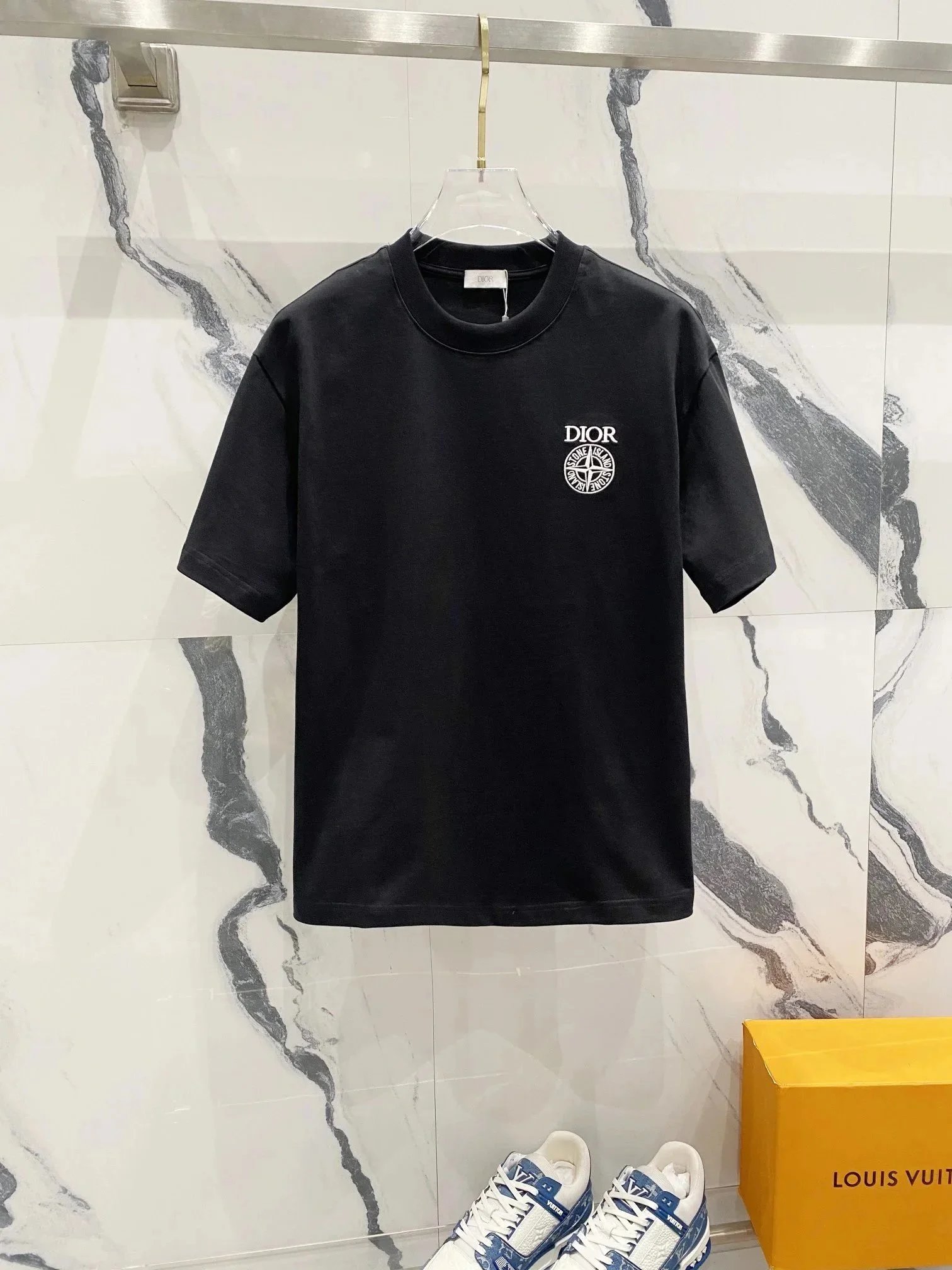 Dior T-Shirts Logo and Oblique Print — 04