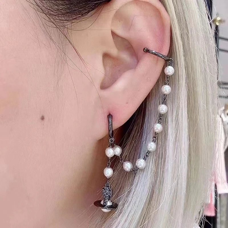 Vivienne Westwood Orb Pearl Black Gothic Ear Cuff Earring