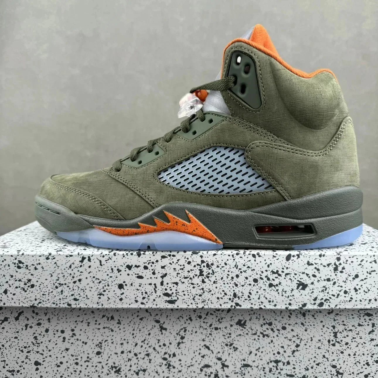 Nike Air Jordan 5 Olive Green Orange Mesh High Top Sneakers
