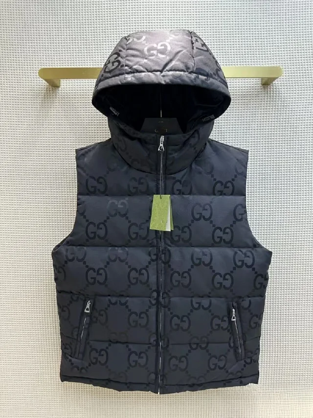 Gucci Vests Hooded Monogram Puffer Vest product detail image 15