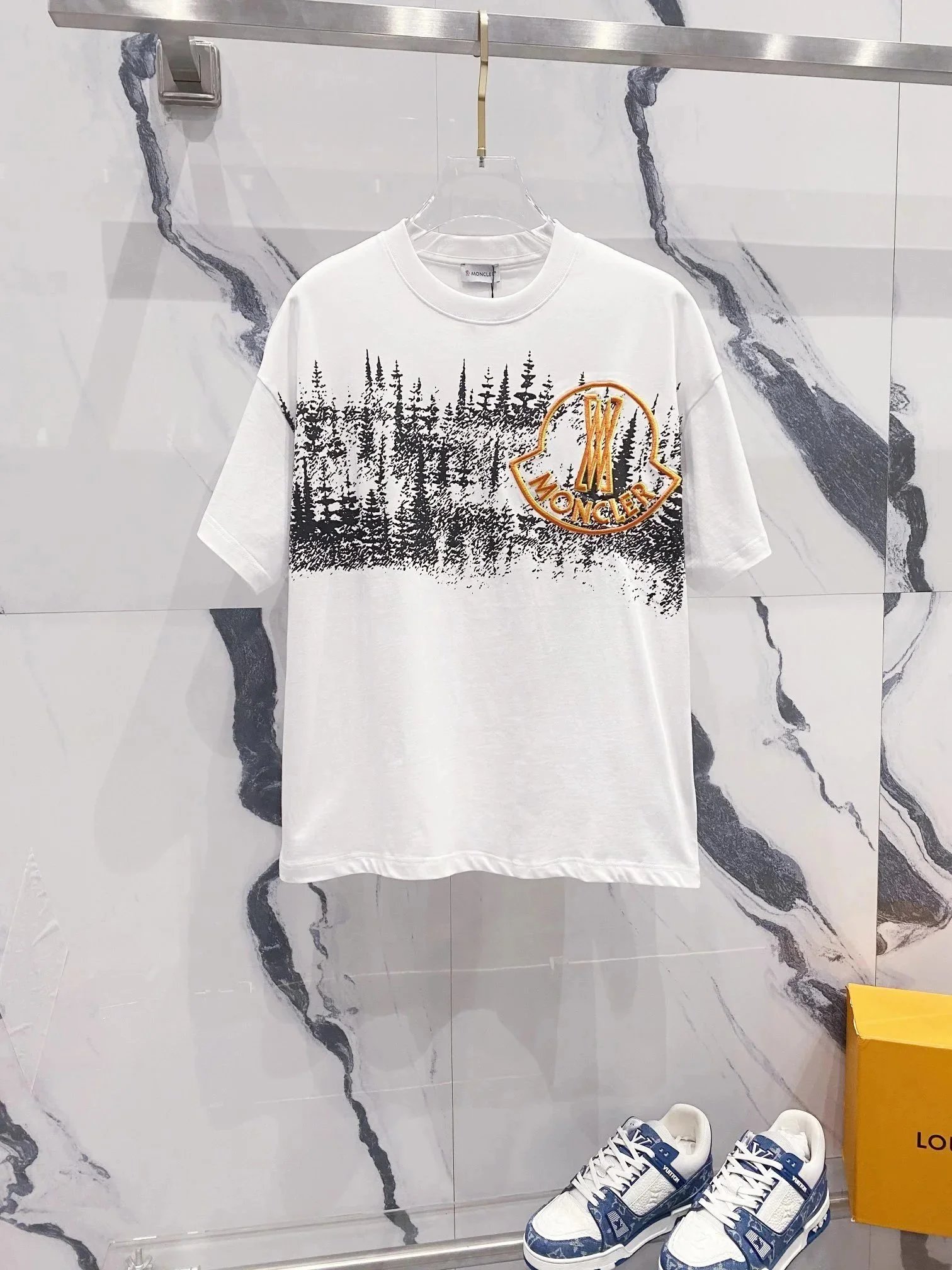 Moncler T-Shirts Logo Graphic image 9