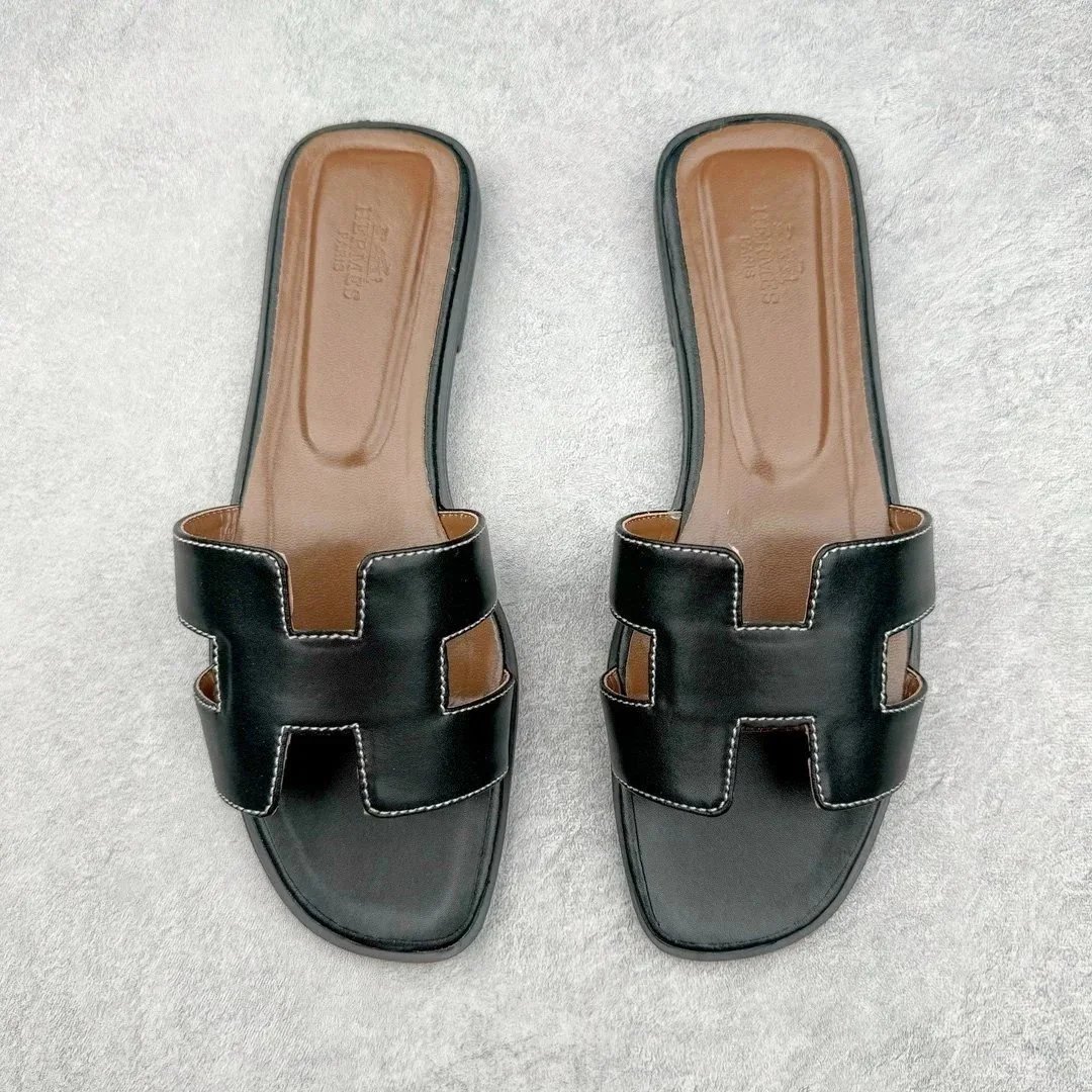 Hermès Oran White Leather Slide Sandals