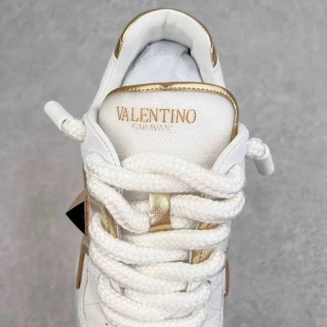 Valentino Garavani Sneakers One Stud XL platform product detail image 13