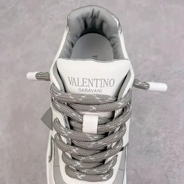 Valentino Garavani Sneakers One Stud XL platform product detail image 39