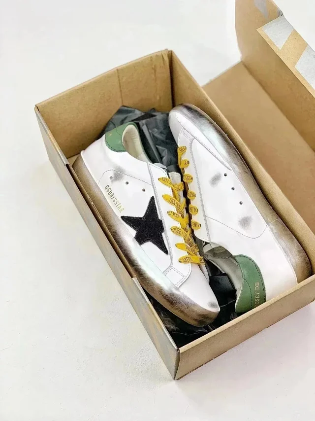 Golden Goose Sneakers Super-Star star-detail product detail image 60