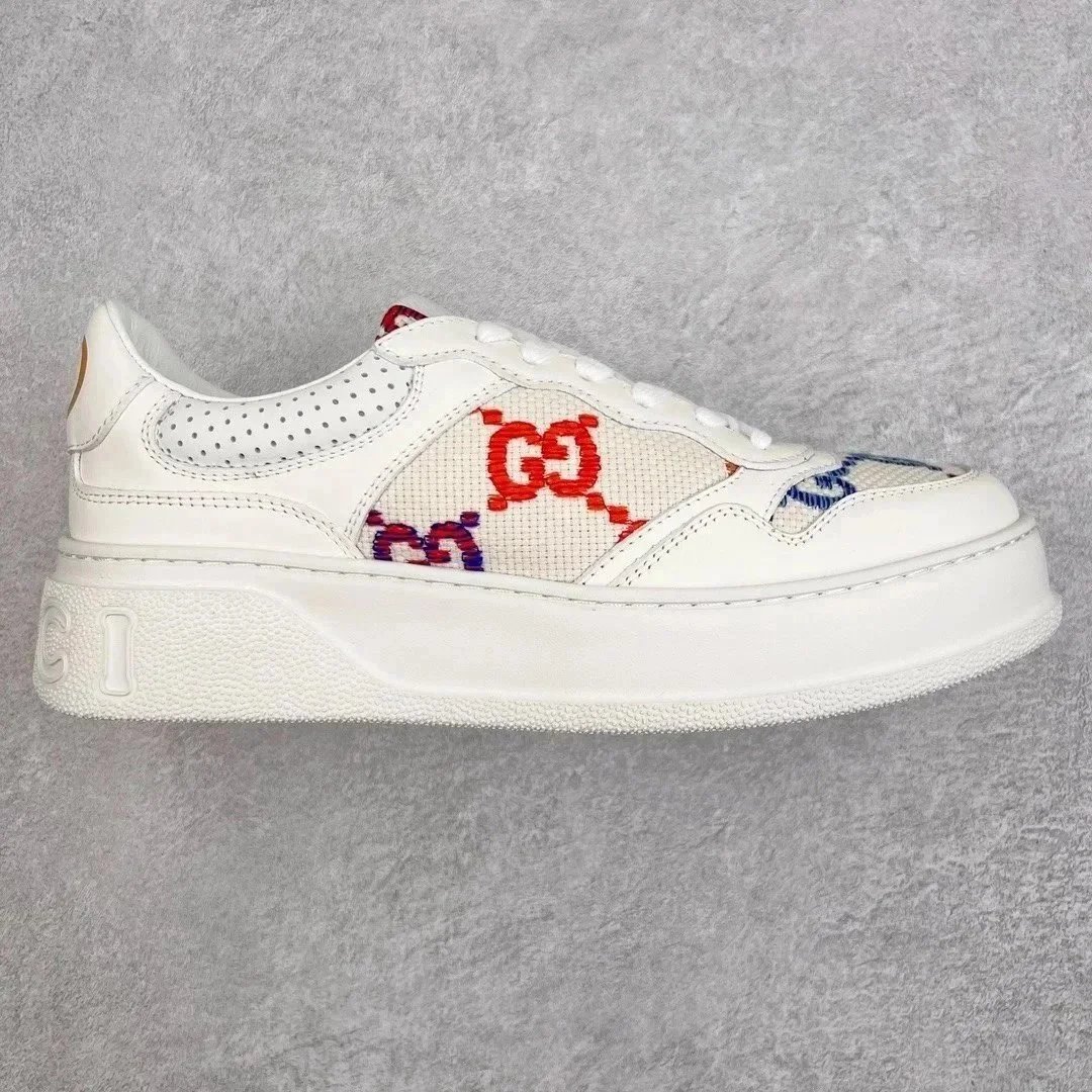 Gucci Sneakers Low-top platform with GG monogram — Style 9
