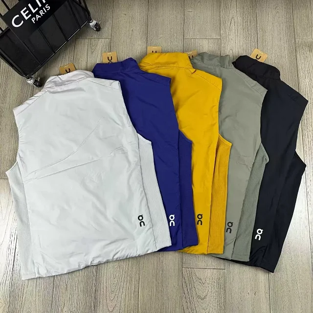 On Vests Zip-Up Padded Vest product detail image 4
