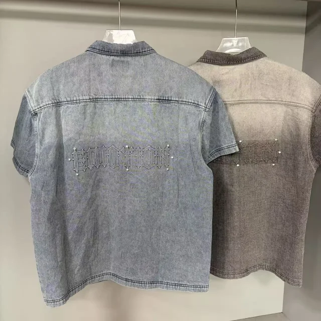 Mixed Emotion Shirts Short-sleeve denim button-up shirt with paisley embroidery and studs product detail image 3