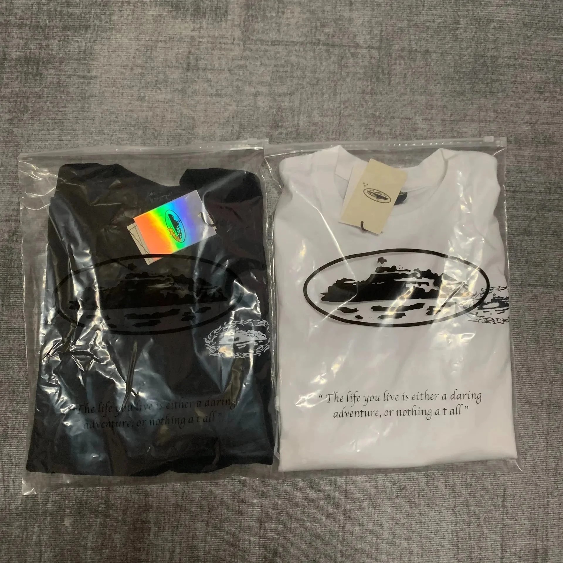 Graphic Print White Black Short Sleeve Crew Neck T-Shirt