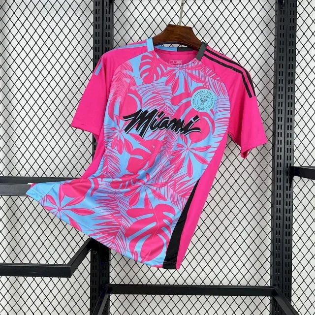 Liverpool Football Jerseys Short-Sleeve Jersey product detail image 5