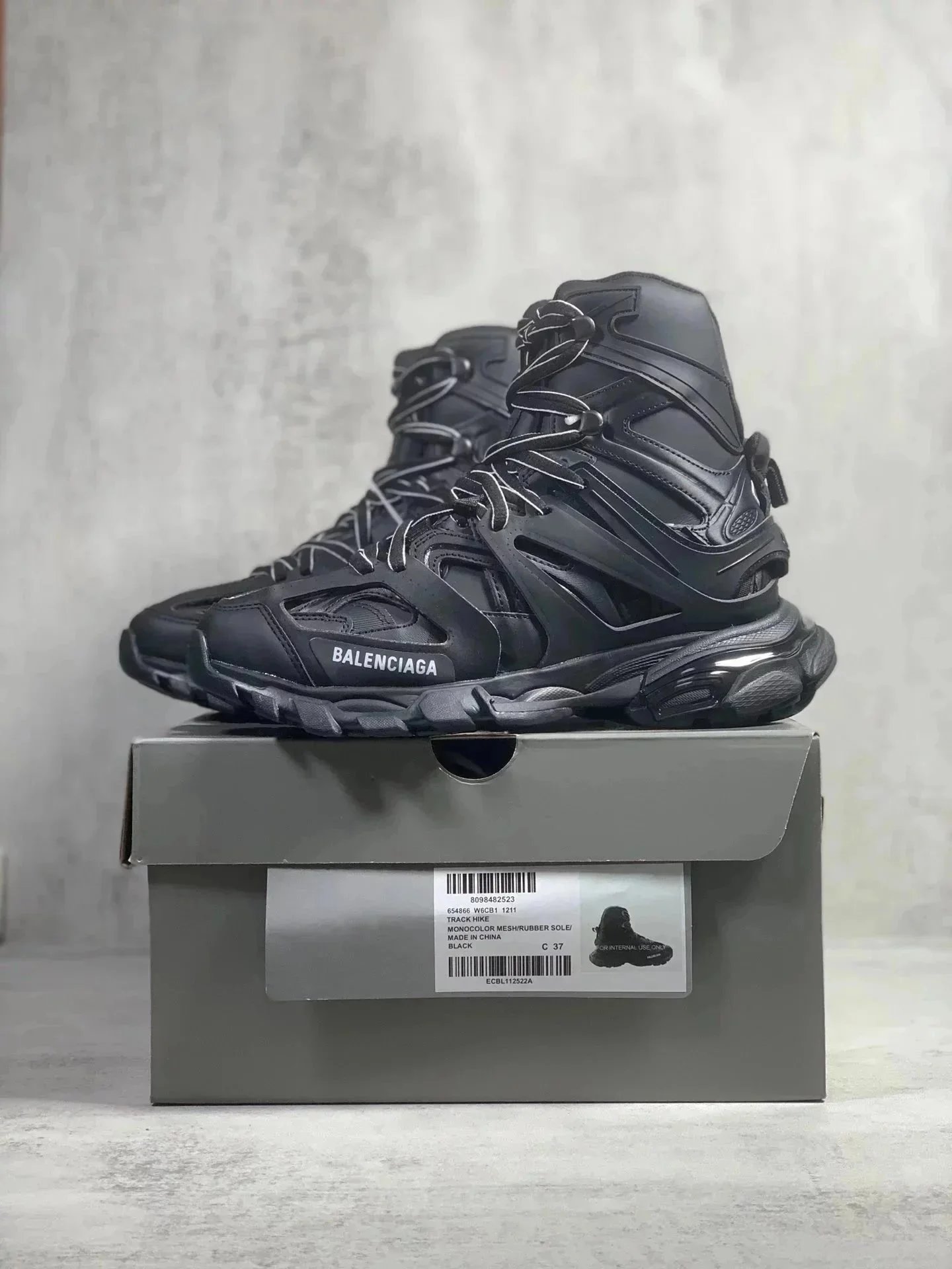 Balenciaga Sneakers Track Hike high-top — High-top leather black 1211