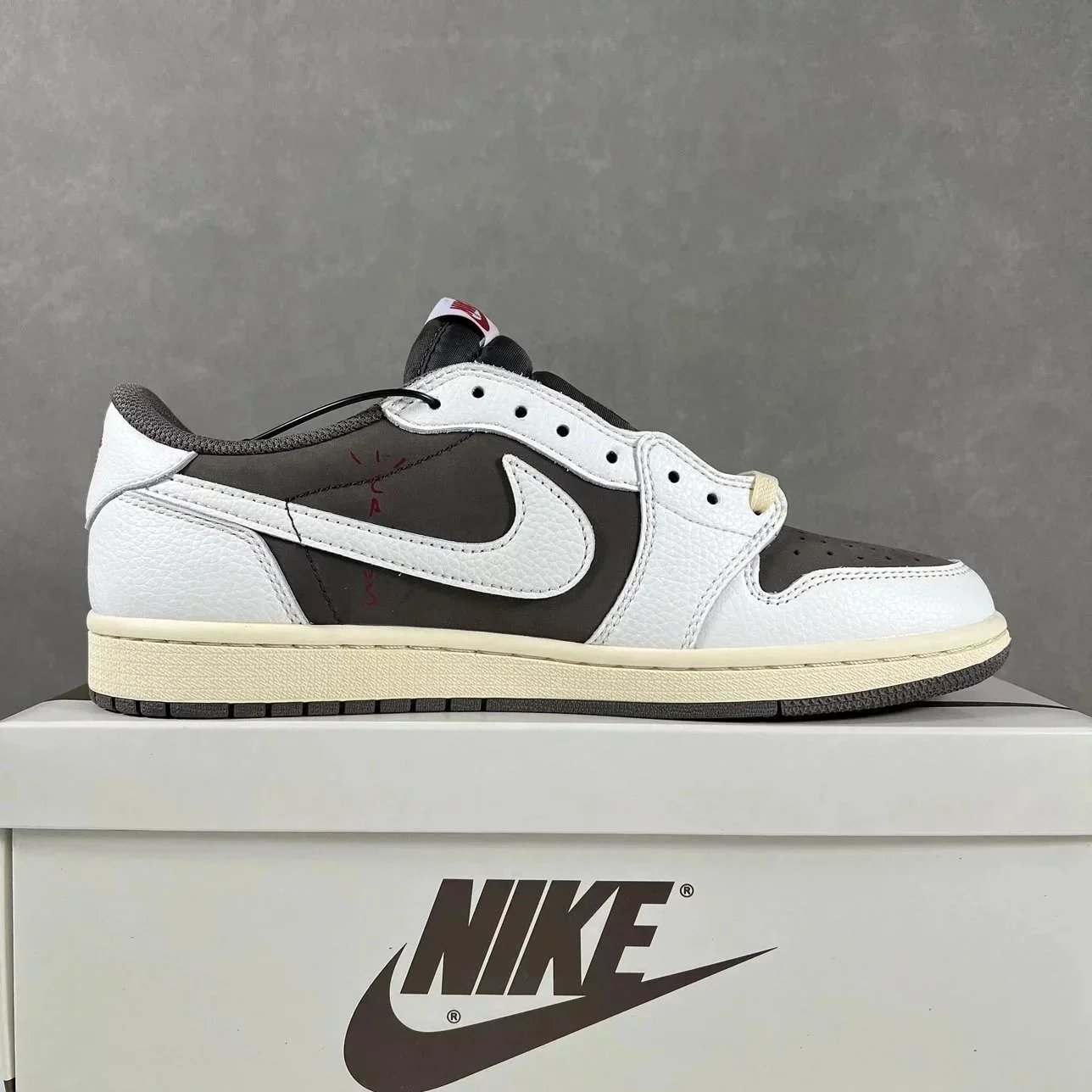 Nike Air Jordan 1 Low White Grey Cream Retro Sneakers