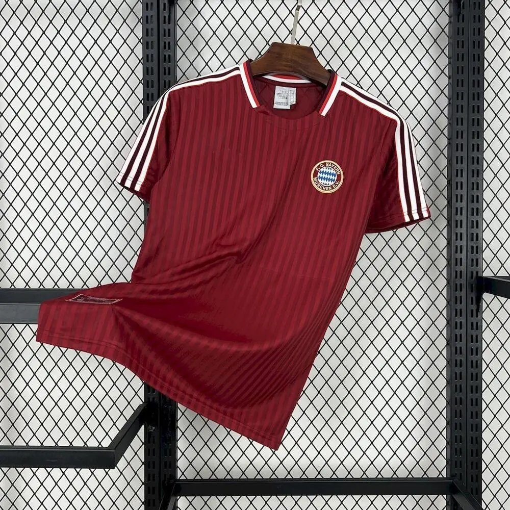 FC Bayern Munich Football Jerseys — 2526 Bayern Striped Daohong Retro Edition