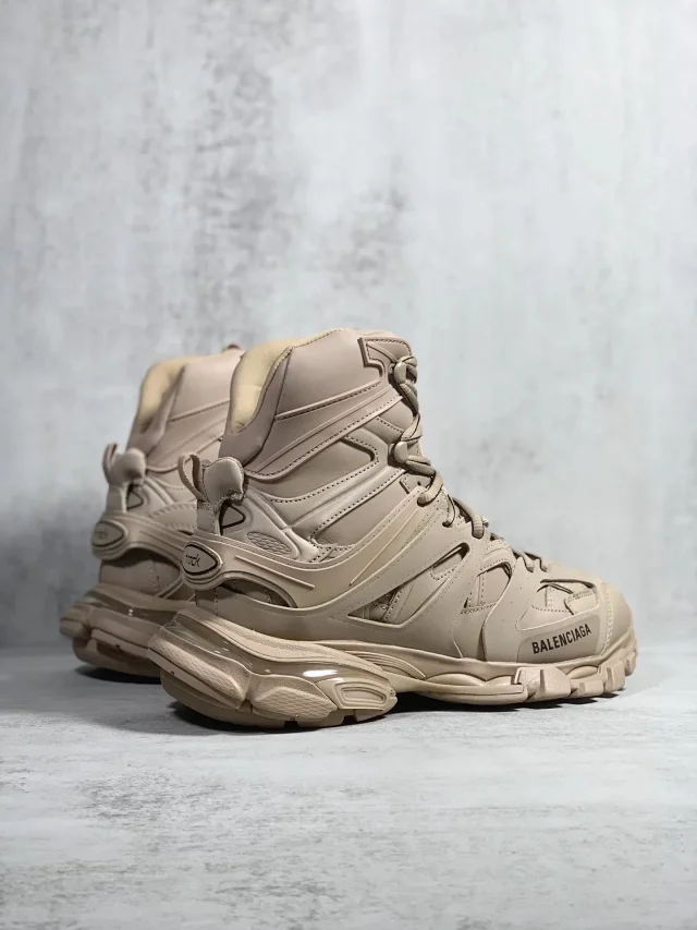 Balenciaga Sneakers Track Hike high-top product detail image 34