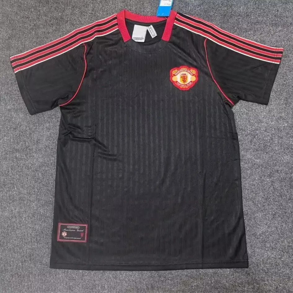Manchester United Football Jerseys Short-Sleeve Jersey — 2526 Manchester United Vintage Striped Black