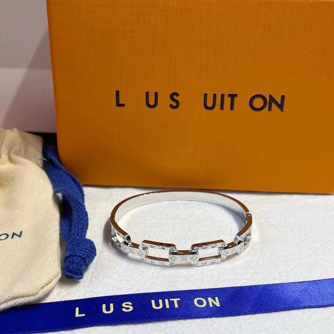 Louis Vuitton Chain Link Silver Monogram Bangle