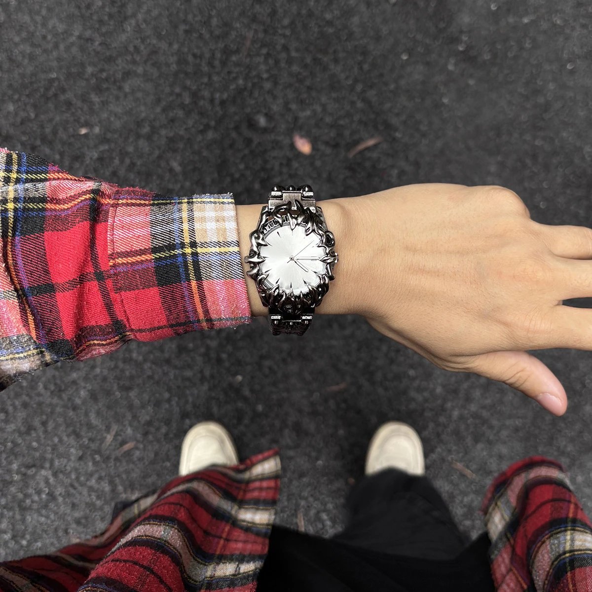 Silver Tone Flame Edge Watch Silver Punk Style