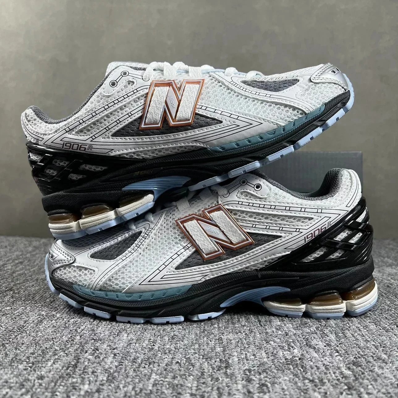 New Balance 1906R Silver Blue Mesh Running Sneakers
