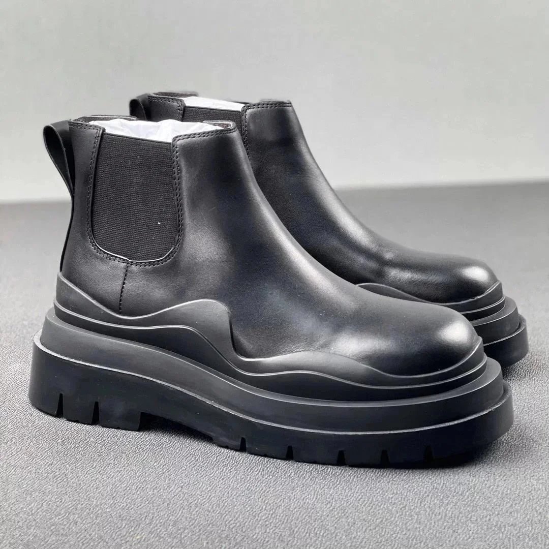 Unbranded Boots Chelsea platform lug with contrast sole — Black (middle)