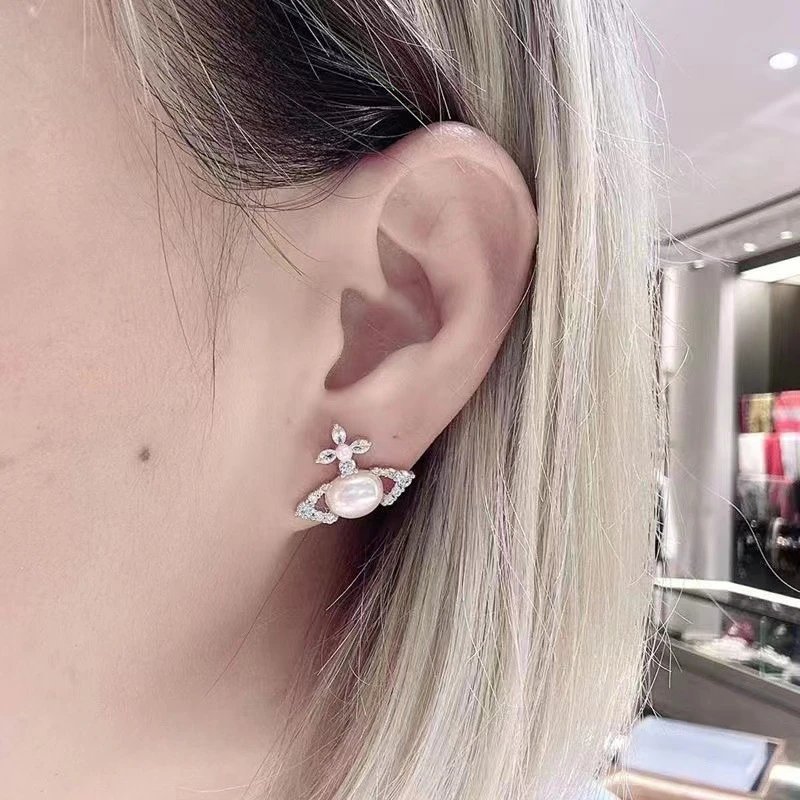 Gold Tone Pearl Flower Stud Earrings