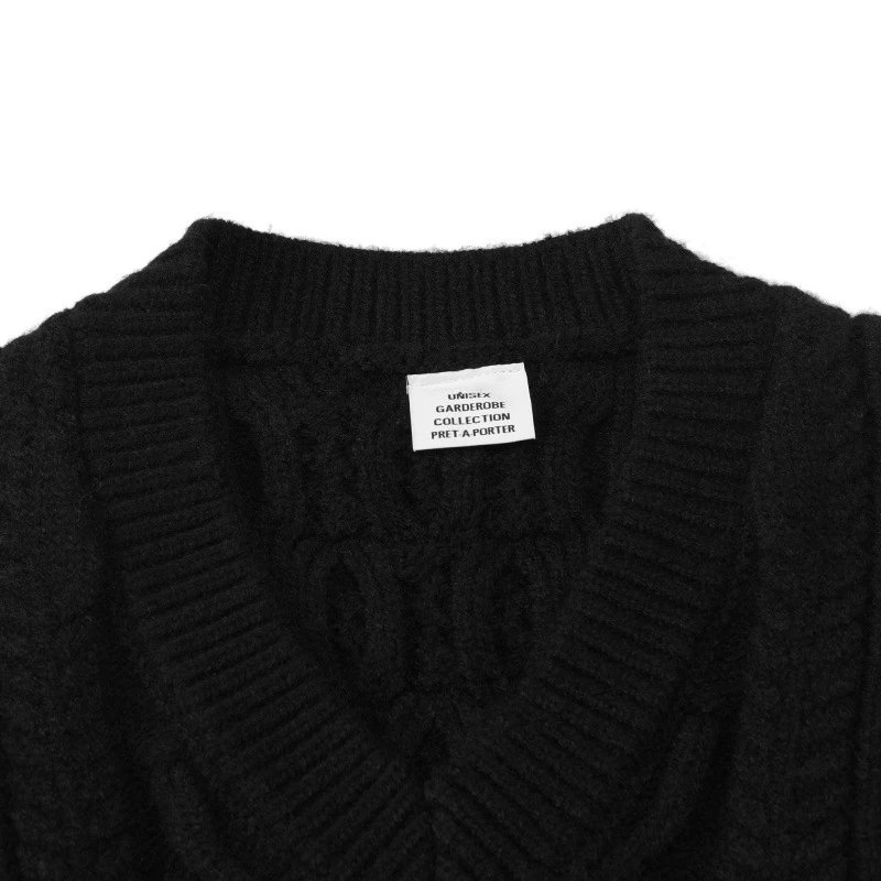 Black Cable Knit Wool Sweater Classic Crewneck