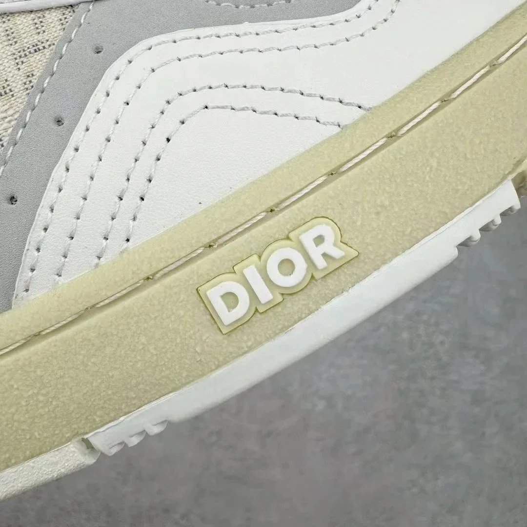 Dior Sneakers B27 Low-Top Oblique image 12