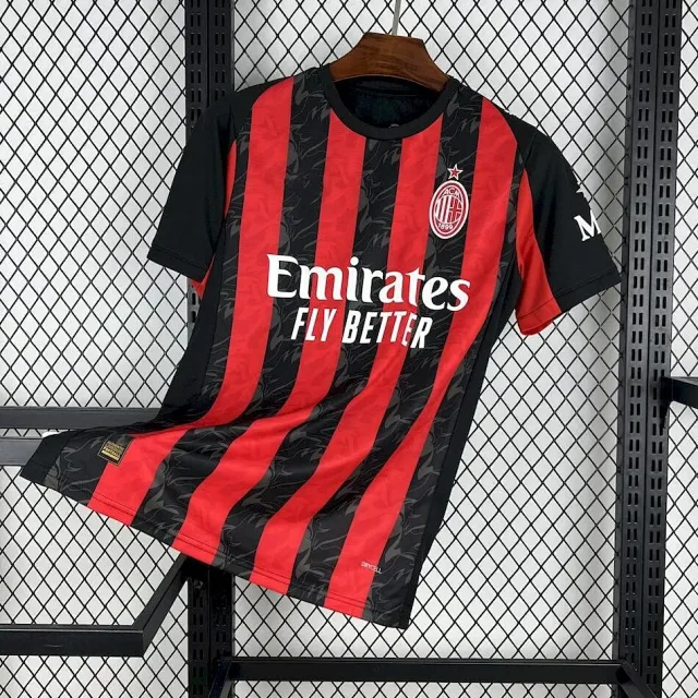 AC Milan Football Jerseys Short-sleeve jersey with crest product detail image 4