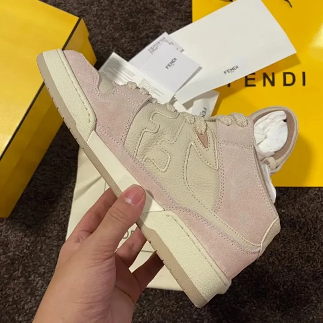 Fendi Sneakers Low-top lace-up leather and suede product detail image 17