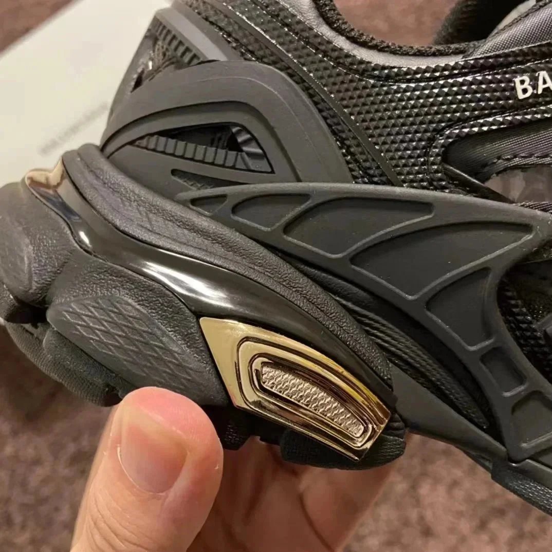 Balenciaga Track 2 Black Chunky Sneakers