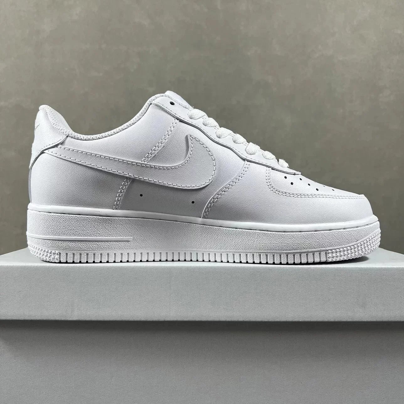 Nike Air Force 1 White Classic Low Top Sneakers