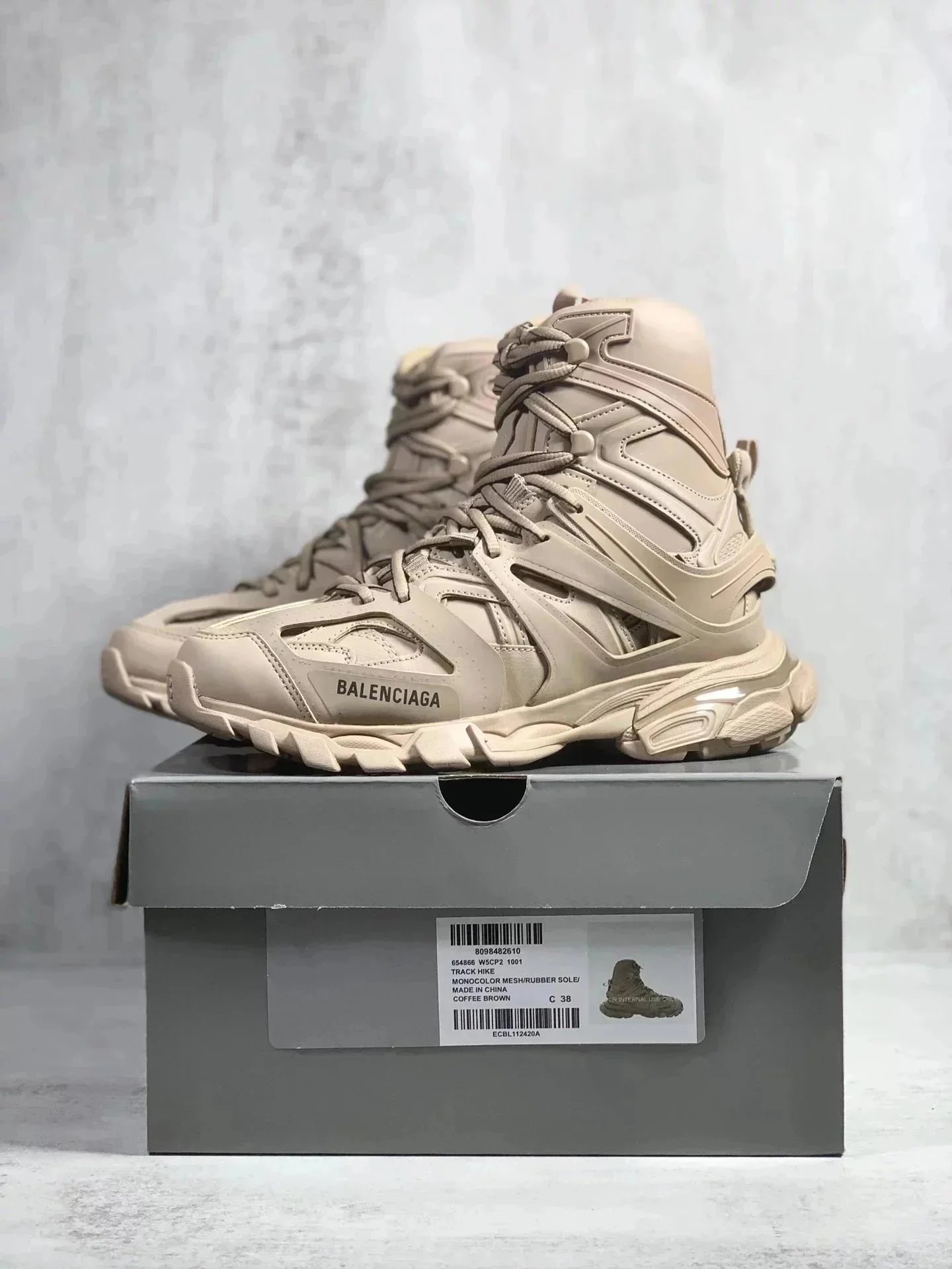Balenciaga Sneakers Track Hike high-top — High-top khaki 1001