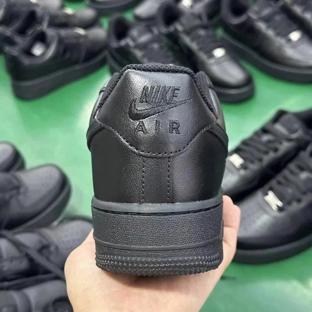 Nike Air Force 1 Black Classic Sneakers