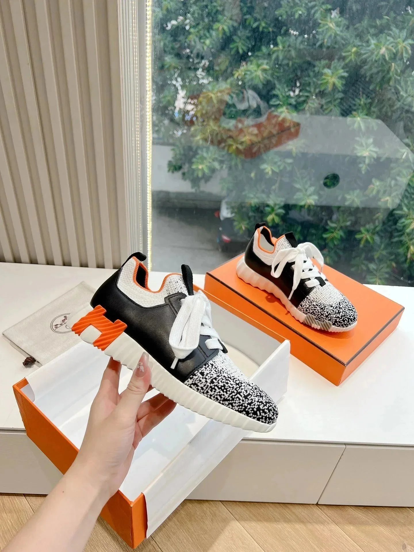Hermès Sneakers Bouncing knit high-top — Figure 29