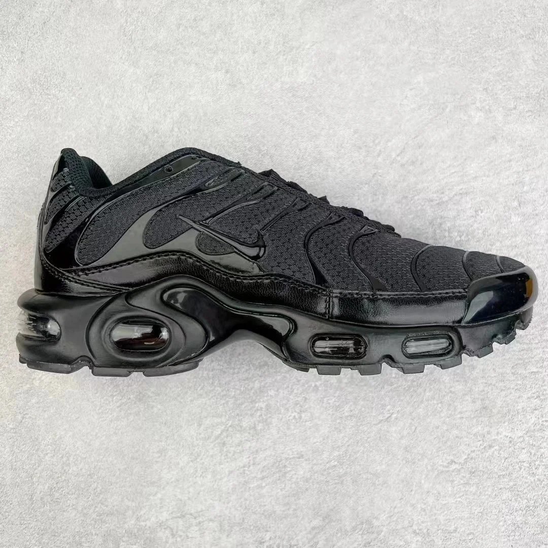 Nike Air Max Plus Black Reflective Casual Sneakers