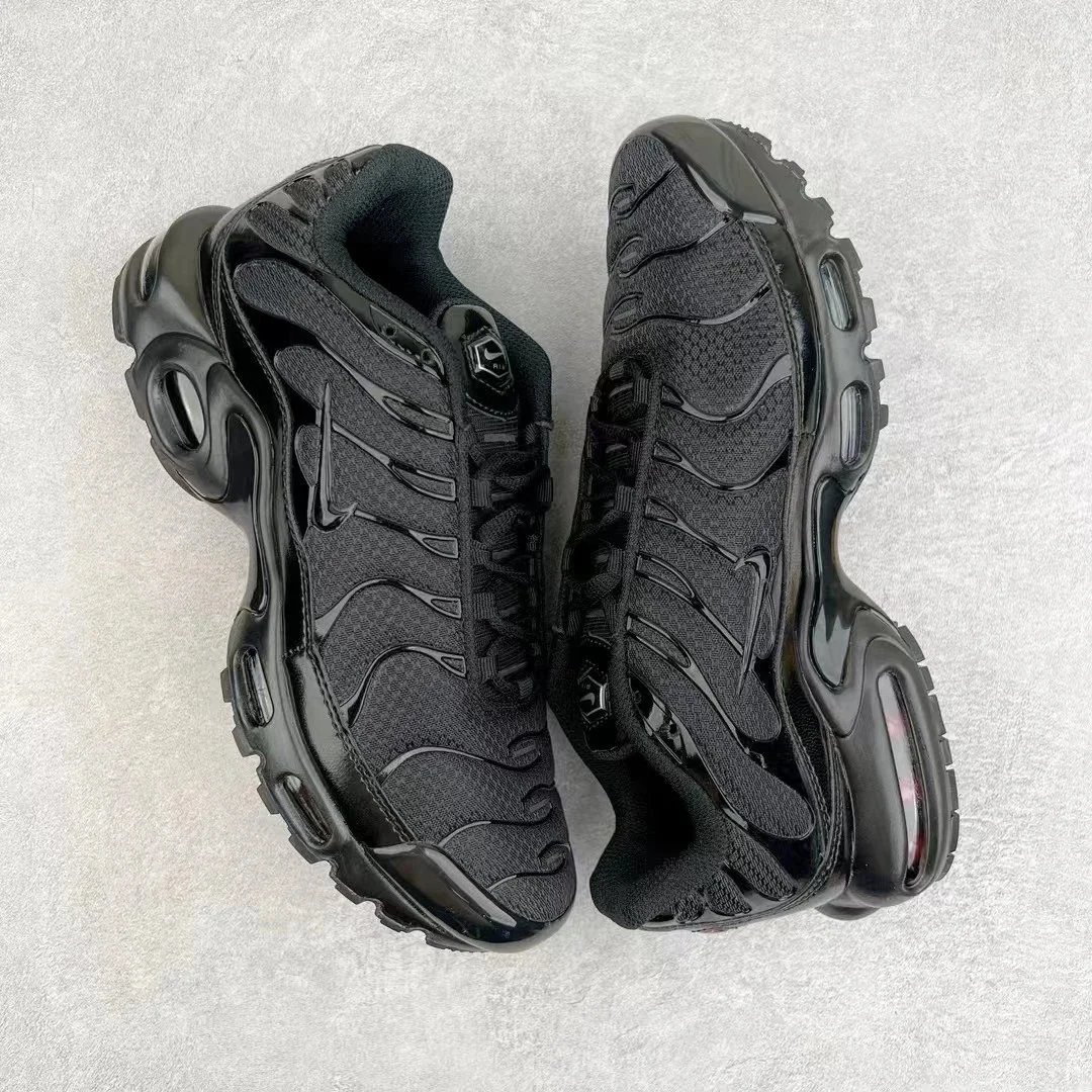 Nike Air Max Plus Black Reflective Casual Sneakers