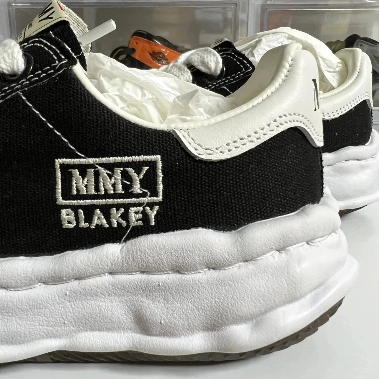 MMY Blakey Black White Casual Sneakers