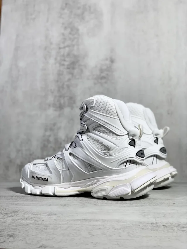 Balenciaga Sneakers Track Hike high-top product detail image 17