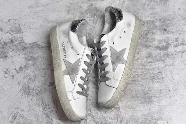Golden Goose Sneakers Super-Star star-detail product detail image 2