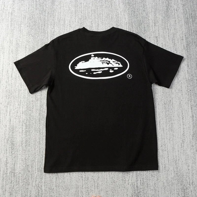 White Black Oval Island Graphic T-Shirt Casual