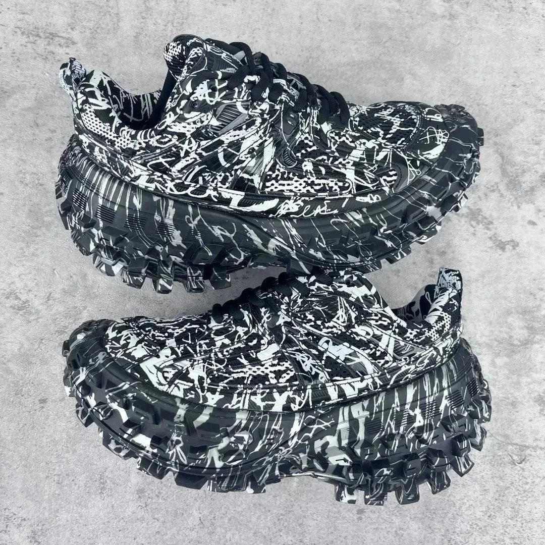 Nike Air Zoom Terra Kiger 7 Black White Graffiti Trail Running Shoes