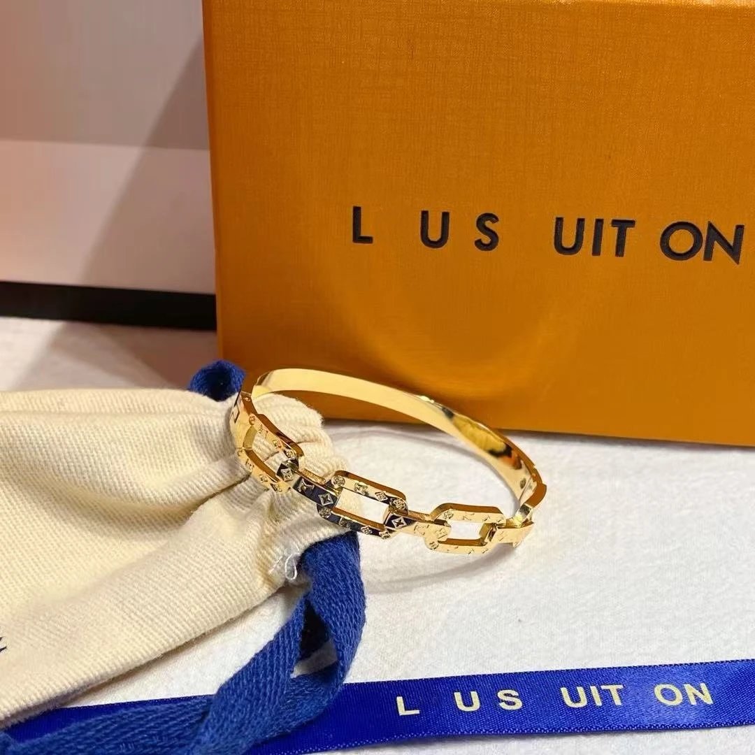 Louis Vuitton Chain Link Silver Monogram Bangle