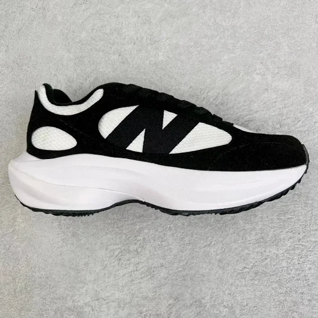 New Balance Sneakers AURALEE x Warped Runner product detail image 1