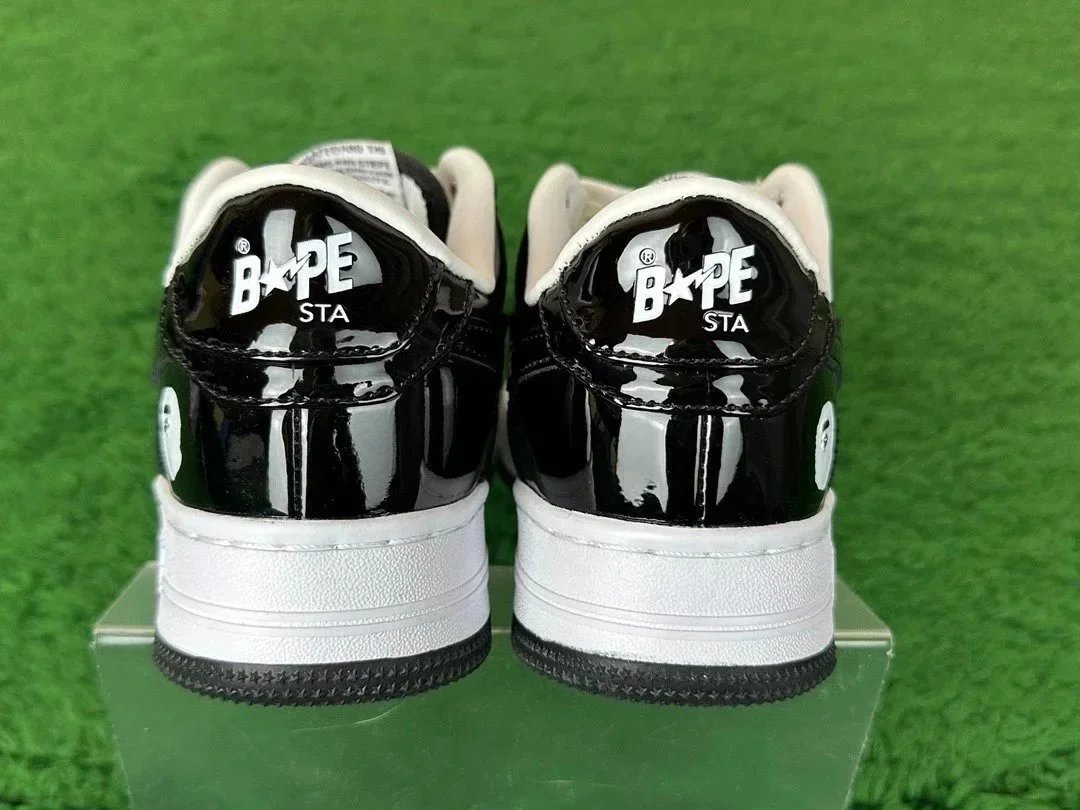 A Bathing Ape Sta Black And White Star Print Low Top Sneakers