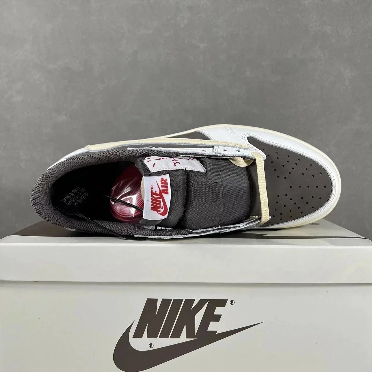 Nike Air Jordan 1 Low White Grey Off White Collaborative Sneakers