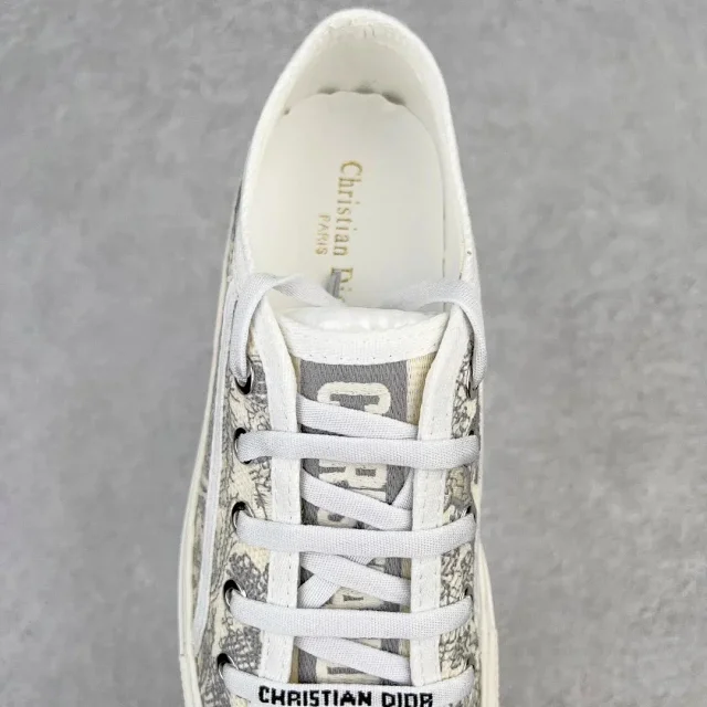 Dior Sneakers Walk'n'Dior low-top platform product detail image 16