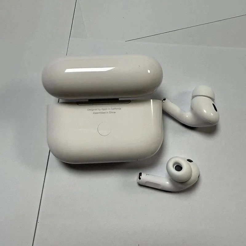 Apple AirPods Pro White Wireless Earbuds