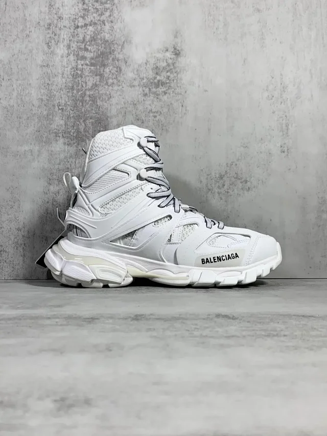 Balenciaga Sneakers Track Hike high-top product detail image 10