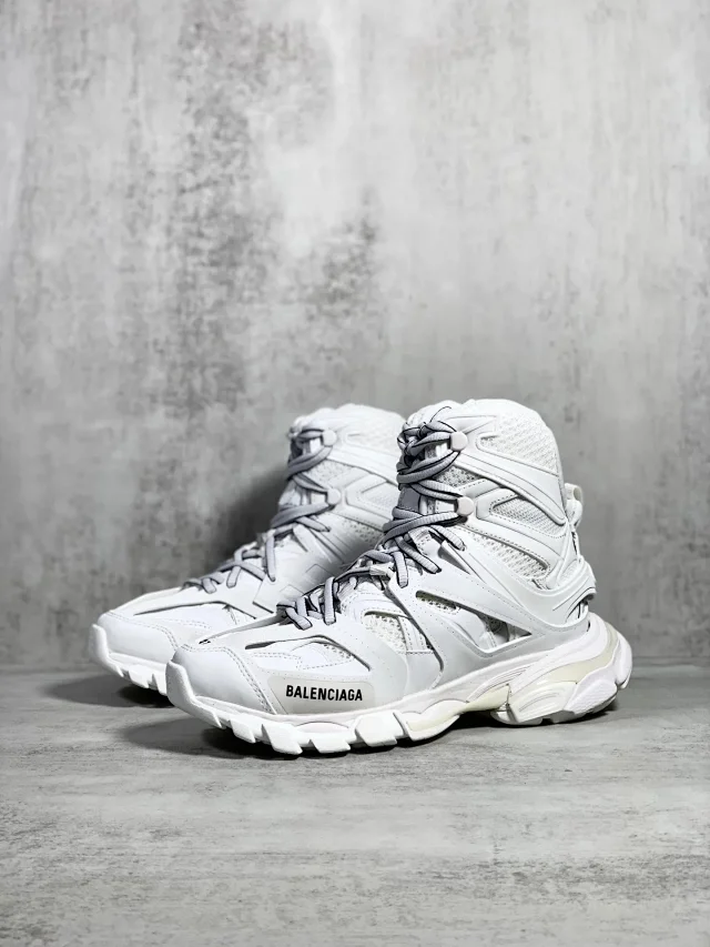 Balenciaga Sneakers Track Hike high-top product detail image 12