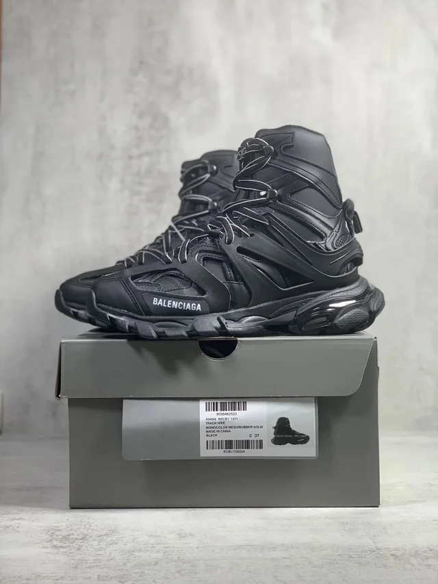 Balenciaga Sneakers Track Hike high-top product detail image 27