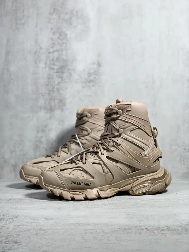Balenciaga Sneakers Track Hike high-top product detail image 30